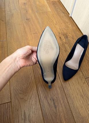 Туфлі stradivarius. 38 розмір 4