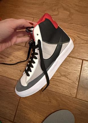 Нові оригінальні кросівки nike 2