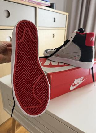 Нові оригінальні кросівки nike 6