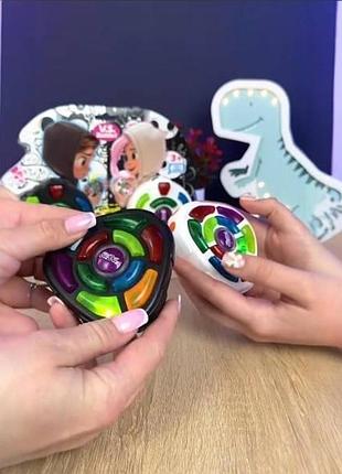 Електронна парна гра зі звуковими та світловими ефектами для розвитку реакції та зорової пам'яті у дітей