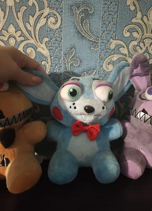 Іграшки fnaf 4