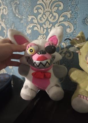 Іграшки fnaf 5