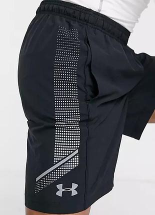 Черные спортивные шорты андер армор under armour heatgear woven, sm, оригинал