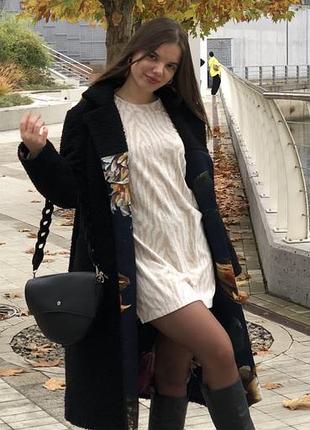 Укорочене тепле плаття/ подовжена кофта з невеликим коміром в анімалістичний принт