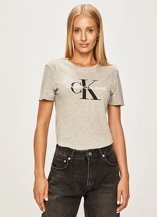 Женская футболка calvin klein