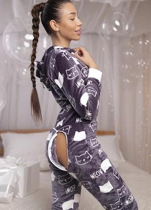 Тепла жіноча піжама попожама з кишенею на попі та капюшоном sweet jama frozy meow фіолетова в розмірах