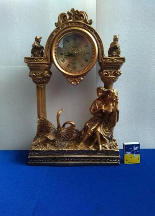 Каминные часы