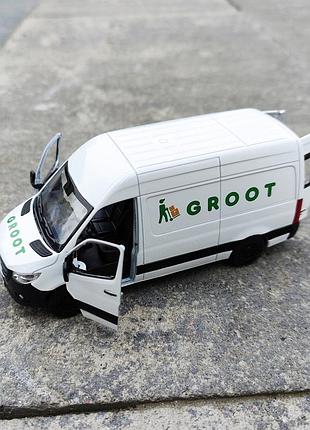 Модель автомобиля грузовое такси groot 1:32. игрушечная машинка грут. фирменная металлическая машинка groot. брендированный