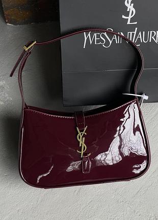 Сумка yves saint-laurent hobo le 5 à 7 бордовий лаковий
