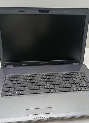 Ноутбук medion p7812 (md98770) i5-2430m\4+4\0\nvidia gt555m 1gb акб- (товар вживаний)