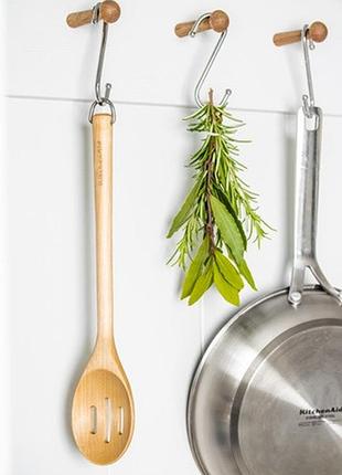Ложка для сервировки с прорезями kitchenaid coreline kqr704ohe 34 см бежевая 5087643