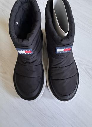 Жіночі дутики tommy hilfiger оригінал