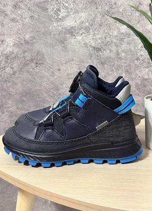 27р, новые детские ботинкиecco exostrike gore-tex, на мальчика, стелька 18см