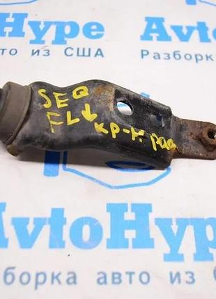 Кронштейн радіатора низ лев toyota sequoia 2008-2022