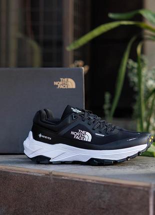 The north face vectiv gore-tex black white 5
