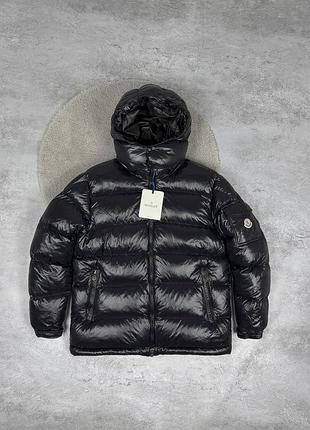 Пуховик moncler m