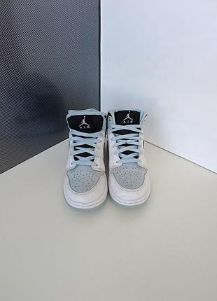 Кожаные ботиночки, кроссовки nike jordan 2