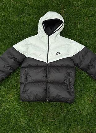 Пуховик nike storm fit чорно-білий xxl