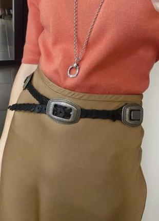 Черный кожаный ремень с металлическим декором этно бохо