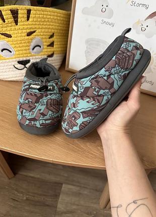 Круті дуті тапочки капці