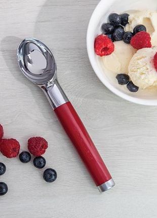 Ложка для мороженого kitchenaid coreline kag117ohere 21.6 см красная 5087637
