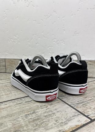 Vans knu school 4