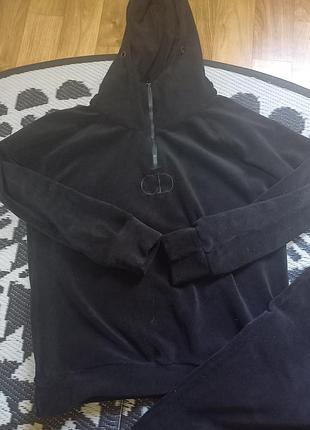 Продам костюм 2