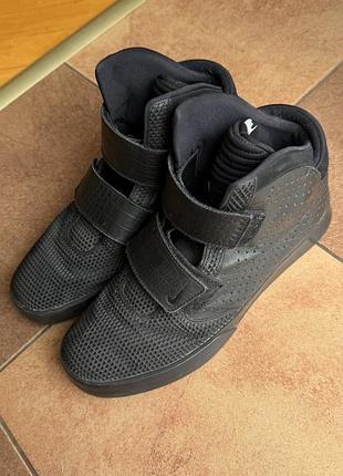 Кросівки nike flystepper 2k3 у чорному кольорі, 46 розмір(30см)