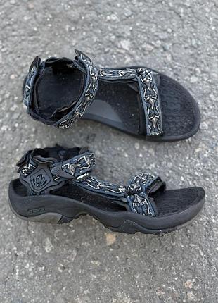 Teva сандали босоножки оригинал 42 размер