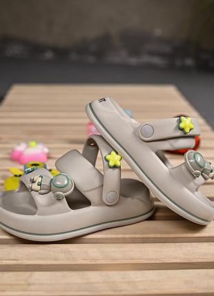 Children's crocs nice grey 😍