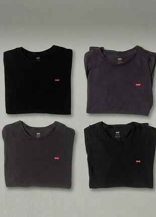 4 чоловічі базові футболки levi's