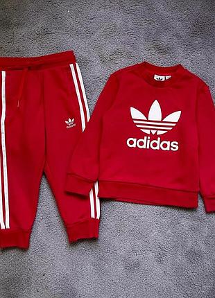 Оригінальний спортивний костюм adidas на 3-4 роки