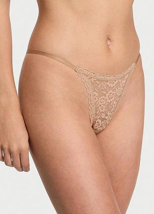 Мереживні трусики стрінги floral lace thong panty, бежеві оригінал victoria's secret