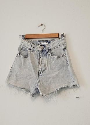 Zara.джинсові блакитні міні шорти.