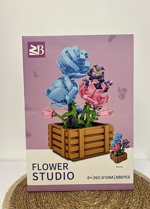 Конструктор flower studio троянди у вазі