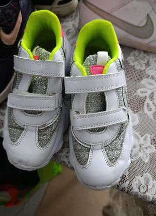 Кроссовки 1290 грн. оригинал🔥💯♥️детские эксклюзивные брендовые разные. италия, сша, франция.идеальные.размеры разные. 4