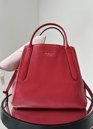 Красивая стильная сумка radley