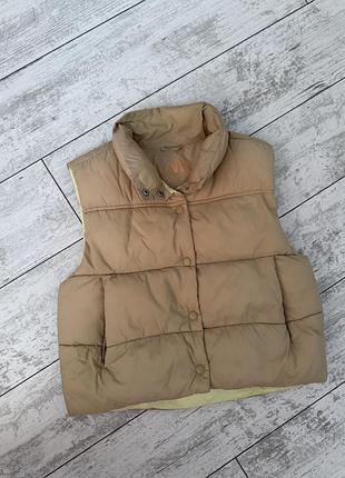Стильна, укорочена жилетка zara
