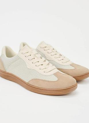 Классные белые кеды кроссовки в ретро стиле zara
⚡⚡⚡⚡⚡⚡⚡⚡⚡⚡⚡⚡