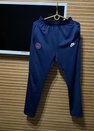 Спортивні штани nike