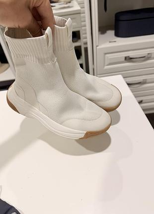 Черевички для дівчинки 34 розмір ідеальні zara