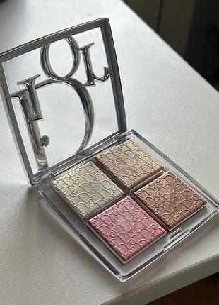 Dior backstage палетка хайлайтерів 001