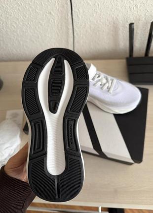 Нові кросівки adidas 4