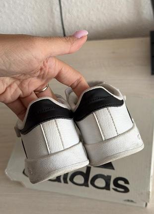 Кросівки adidas 4