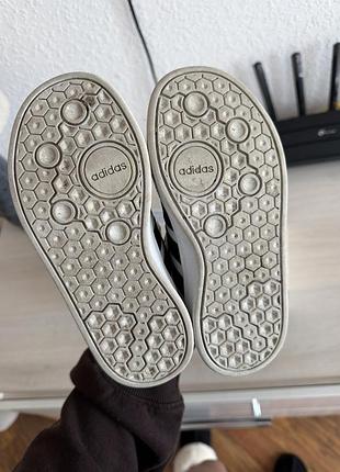 Кросівки adidas 5