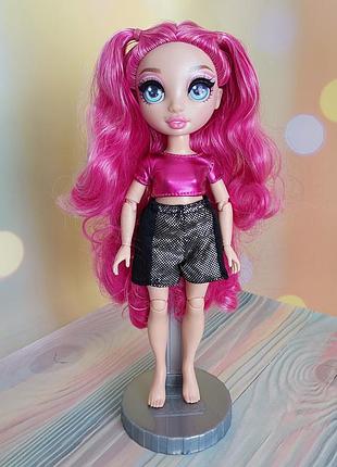 Лялька стелла монро (stella monroe) із серії rainbow high series 2 від бренду mga entertainment