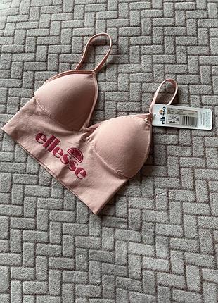 Топ ellesse