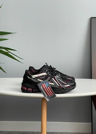 New balance black dragon berry 2