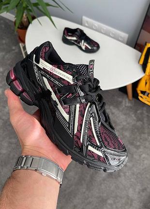 New balance black dragon berry