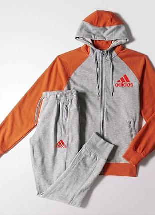 Чоловічий  спортивний  костюм бренду adidas